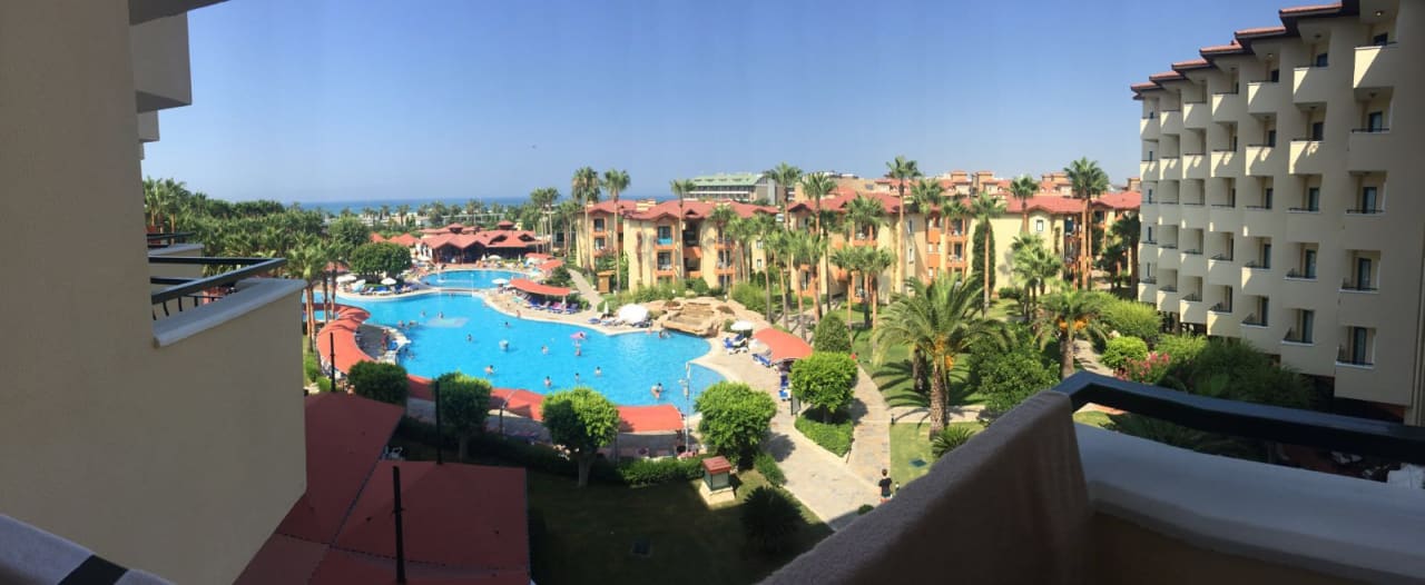 Pool Miramare Queen Hotel