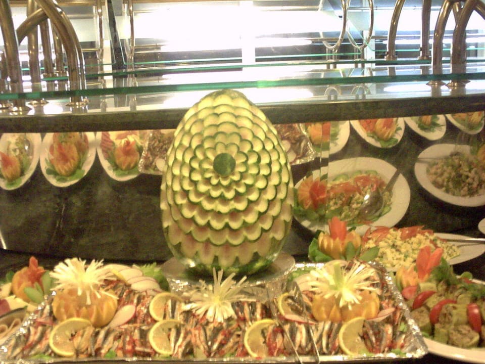 Deko vom kalten Büffet Melas Resort Hotel