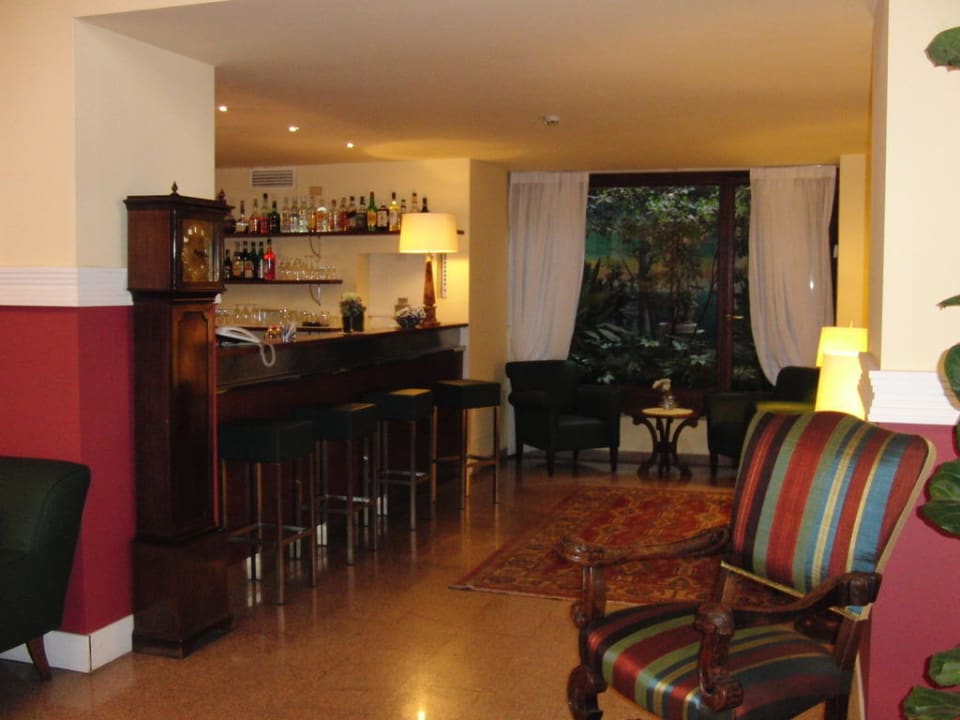 Blick zur Bar Hotel Gran Duca di York