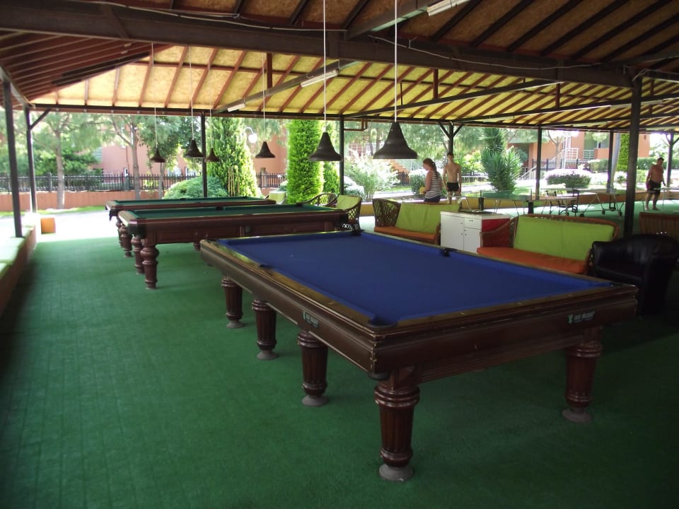 Billardtische Lonicera Resort & Spa Hotel