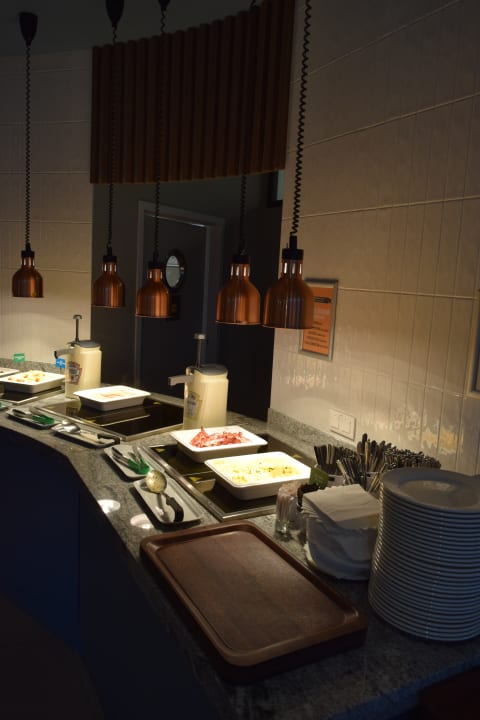 Gastro Hampton by Hilton Krakow Airport