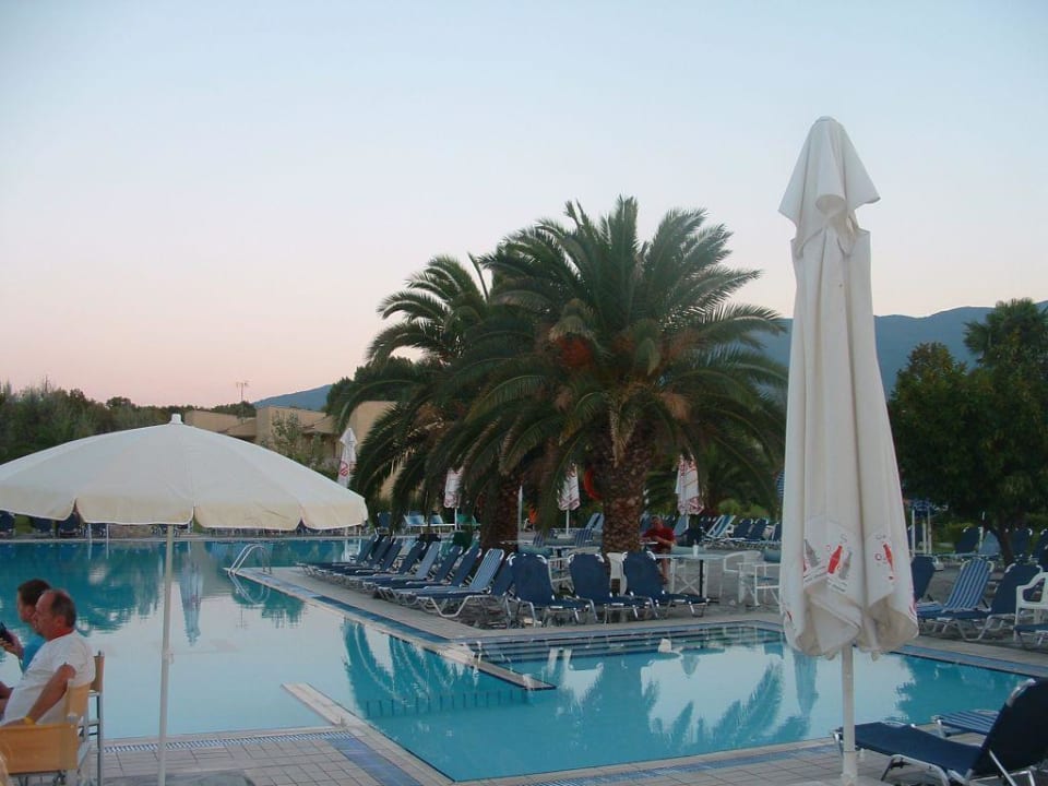 Poolanlage alltoura Club Hotel Poseidon Palace
