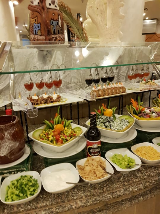 Gastro Moreno Horizon Spa & Resort