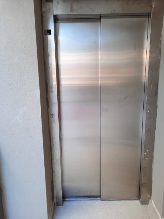 Lobby Mare Village Hotel