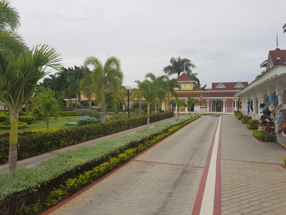 Gartenanlage Bahia Principe Luxury Bouganville