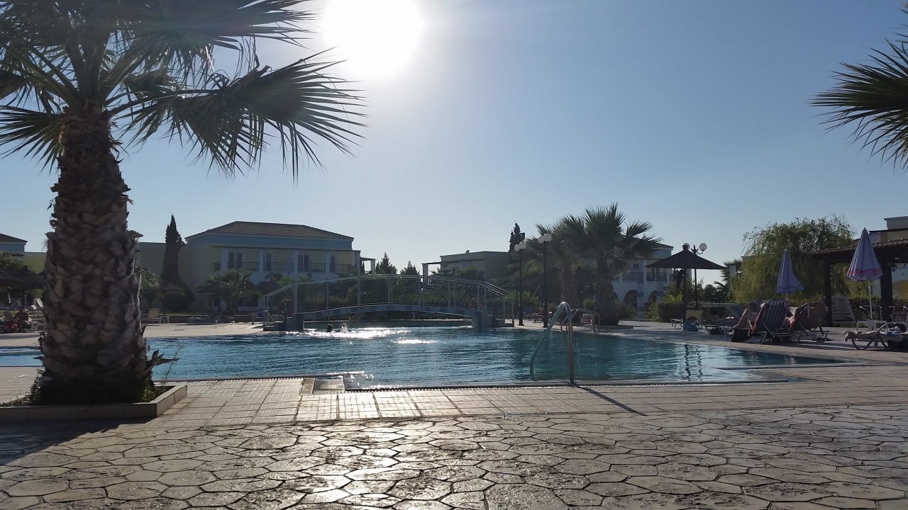 Pool vom Corali Village Corali Hotel