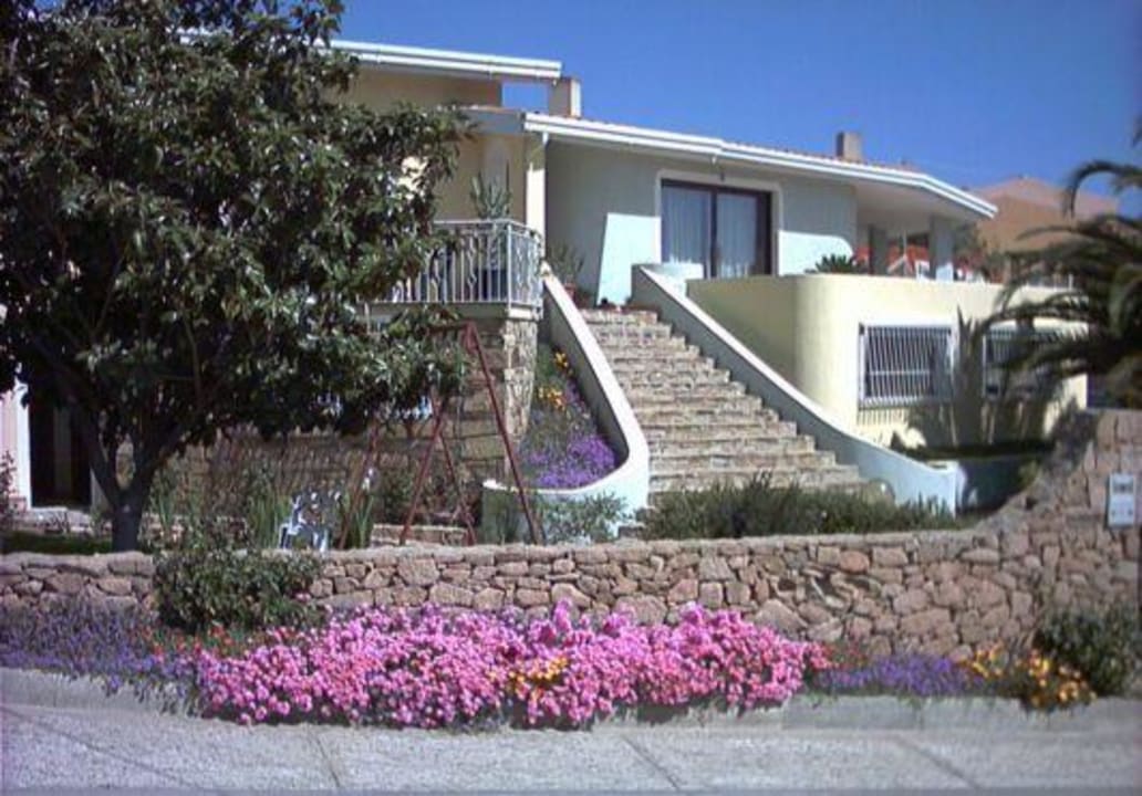 Foto esterno Bed & Breakfast Su Nuraghe
