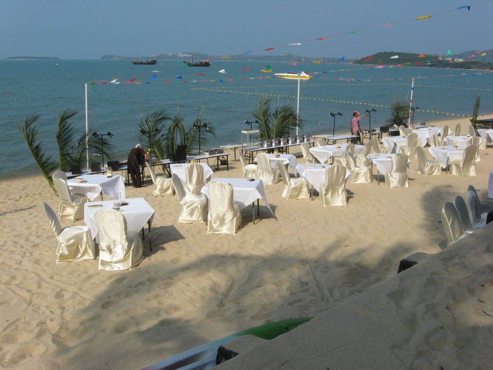 Vorbereitung zum Songkran Bandara Spa Resort & Pool Villas, Samui