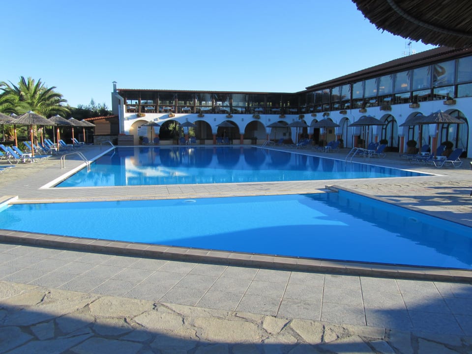 Mit Blick auf Speisesaal Blue Dolphin Resort Hotel