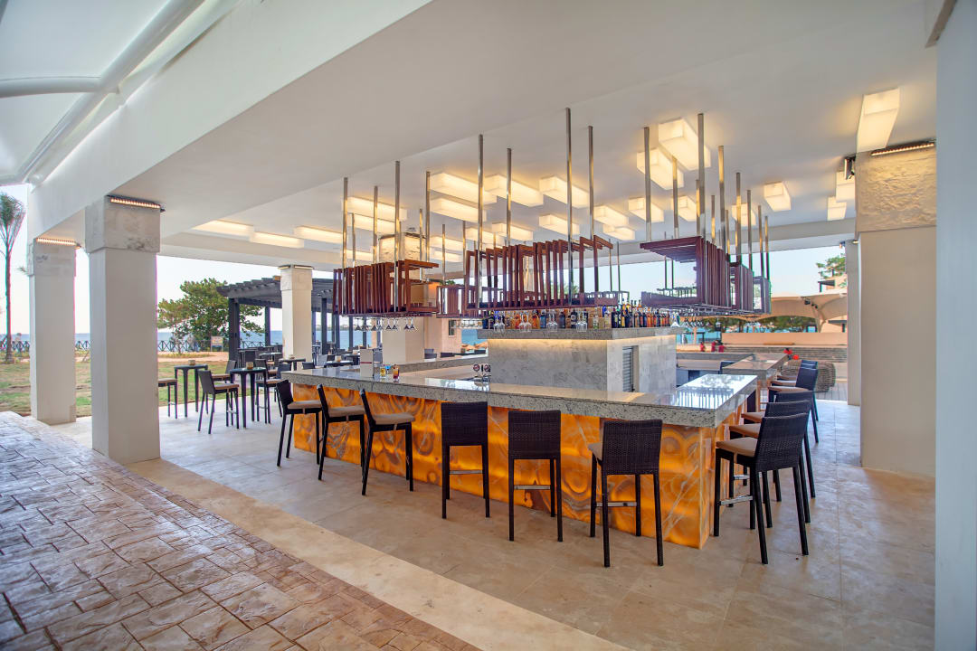 Restaurant Hideaway at Royalton Negril