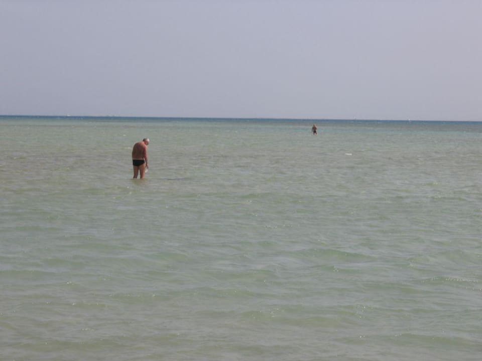 Blick vom Strand aufs Meer Titanic Beach Spa & Aqua Park