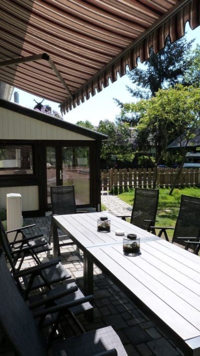 Sommerterrasse Apartmenthaus Liubas Insel