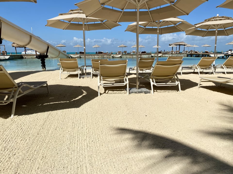 Strand Impression Isla Mujeres by Secrets - Adults Only
