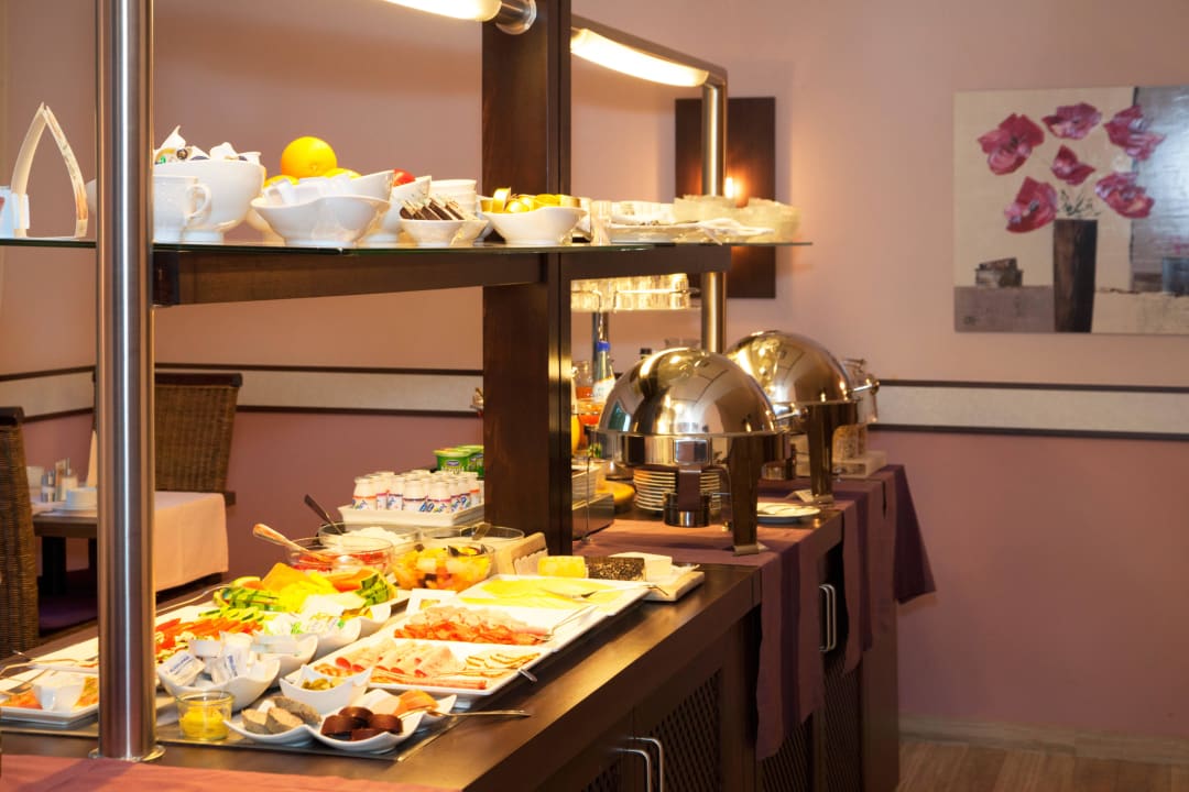 Frühstücksbuffet Parkhotel Sonnenberg