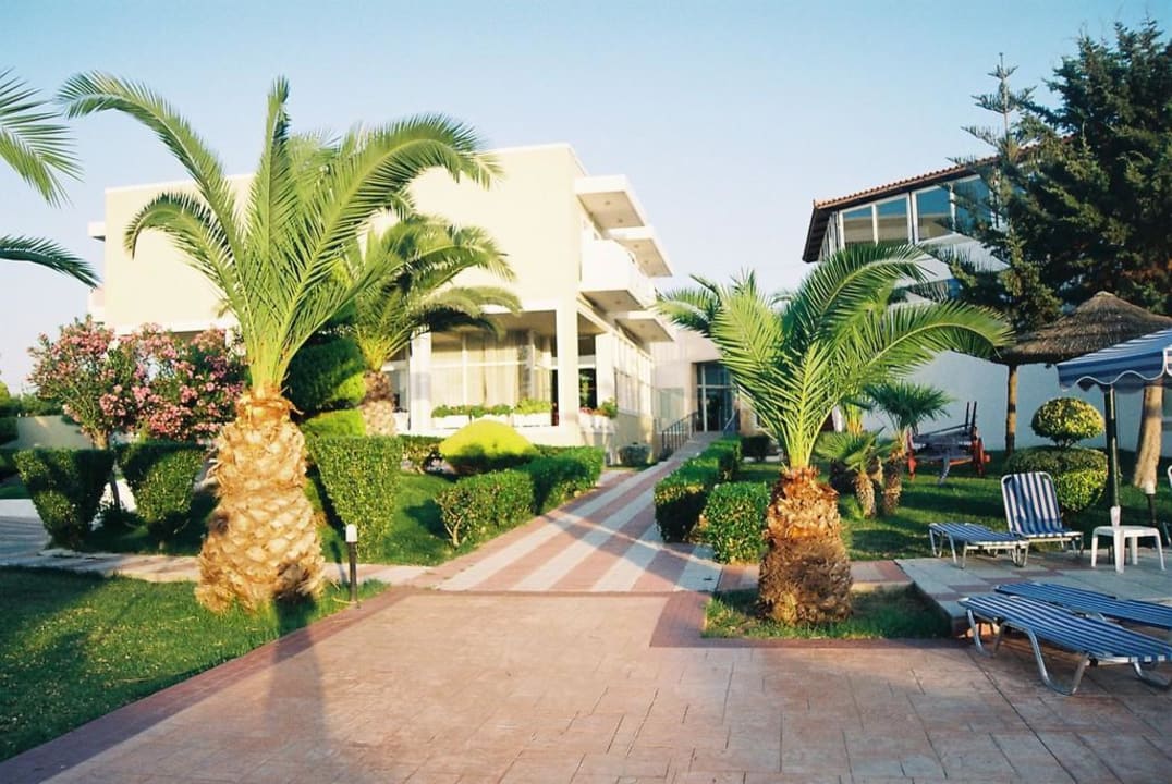 Bungalowy Corali Hotel
