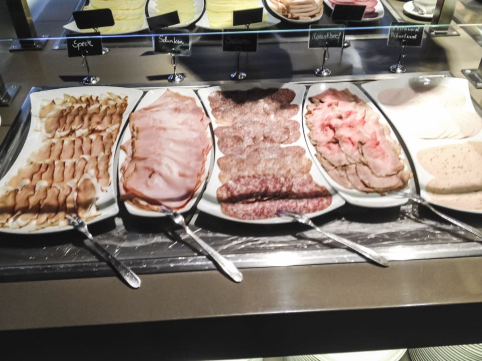 Frühstücksbuffet aja Bergresort Werfenweng