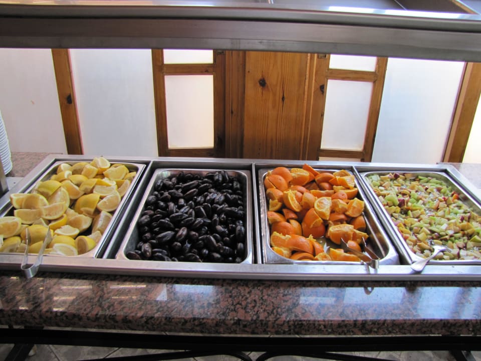 Buffet im Clubrestaurant Desert Rose