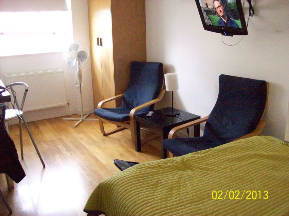 Wohnbereich Hyde Park Executive Apartments