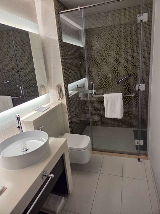 Zimmer Hyatt Place Dubai Jumeirah Residences