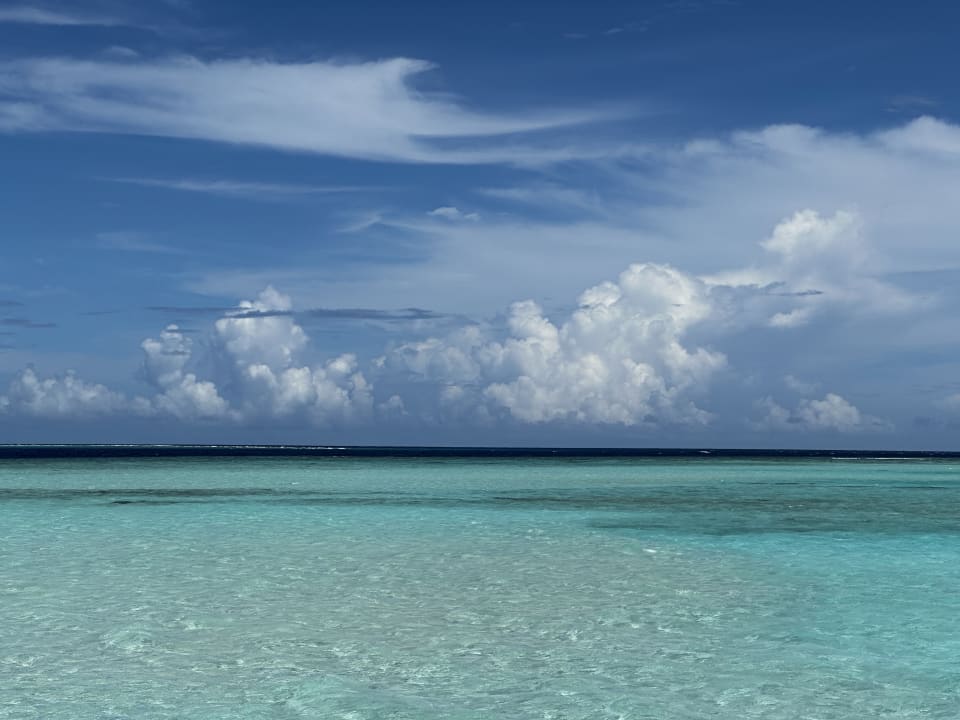 Strand Constance Moofushi Maldives
