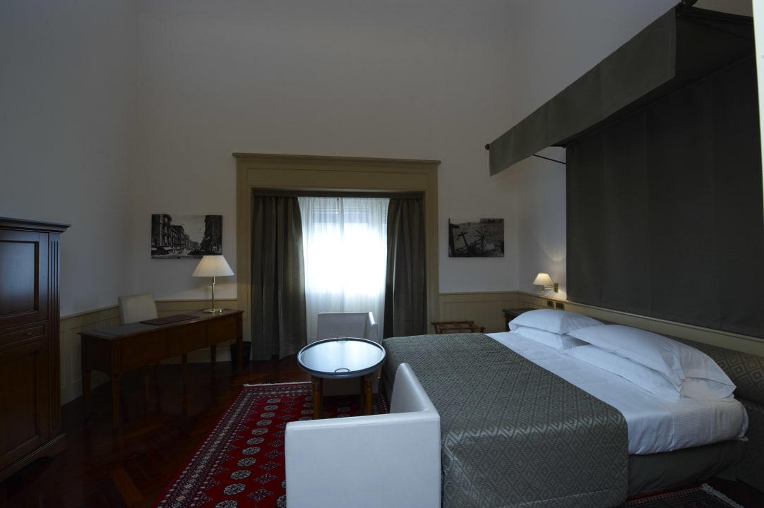 Zimmer Grand Hotel Piazza Borsa Palermo • Holidaycheck Sizilien Italien 9698