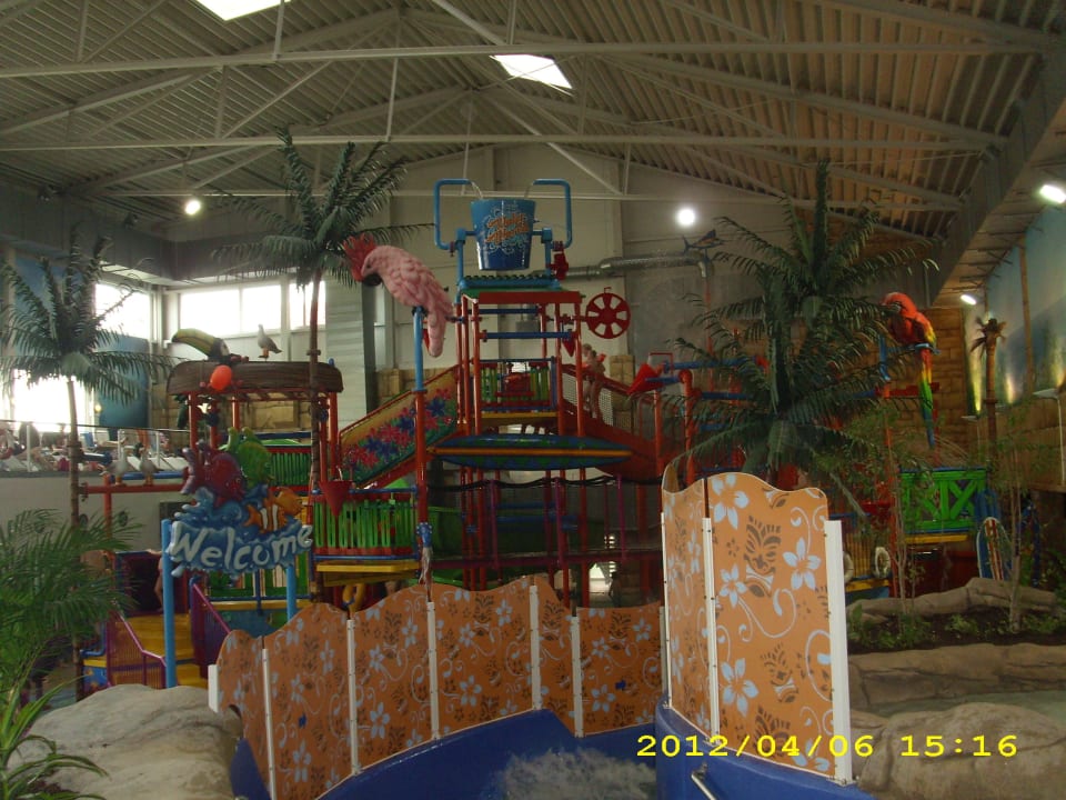 Das große Spaßbad Ferienwohnungen Ferienpark Weissenhäuser Strand