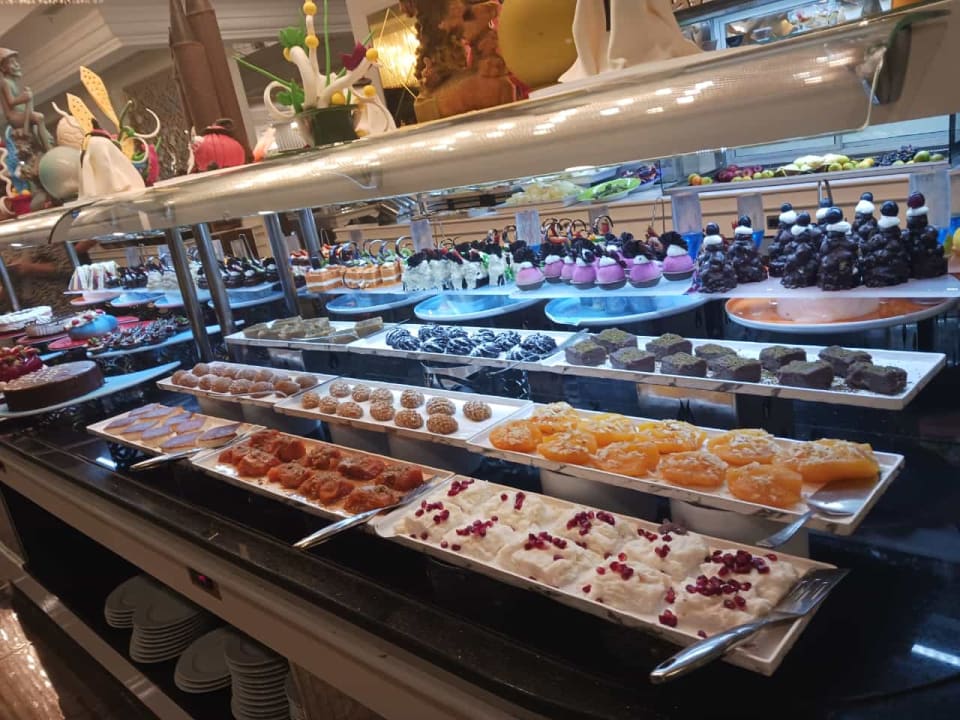 Gastro Side Royal Palace Hotel & Spa