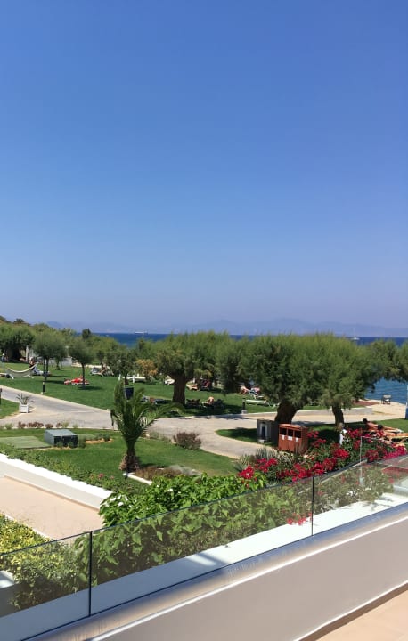 Außenansicht TUI BLUE Oceanis Beach and Spa Resort