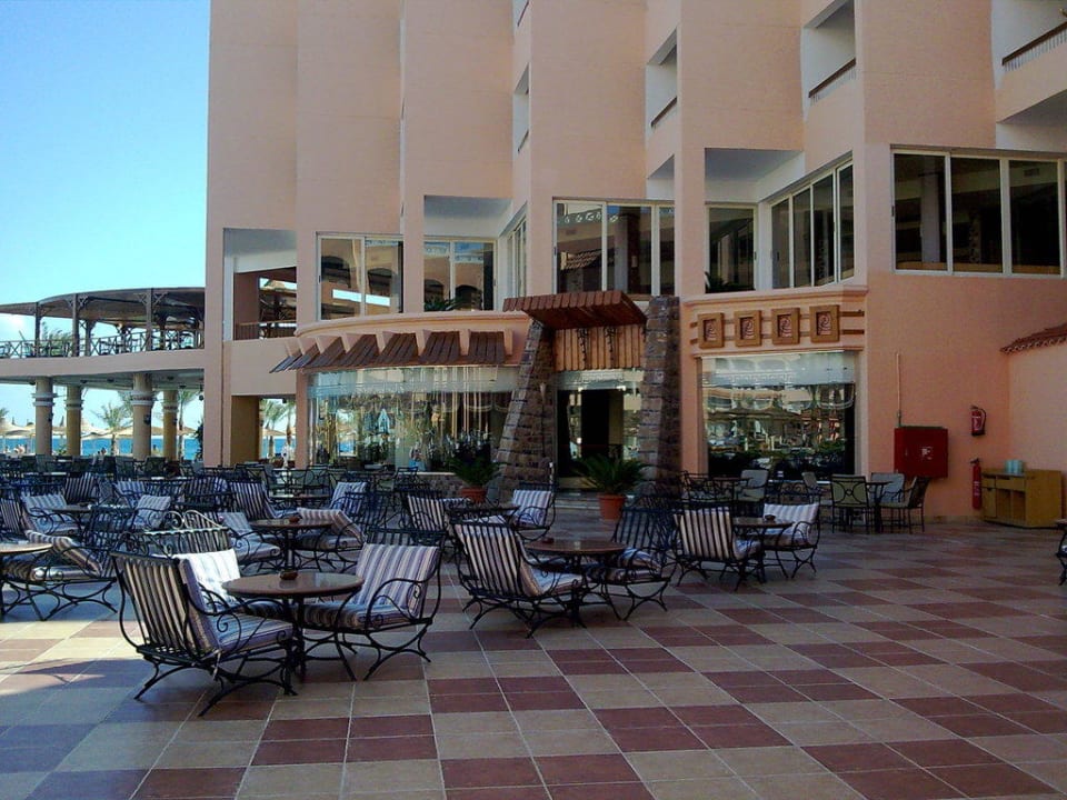 Terrasse mit Bar Beach Albatros Resort