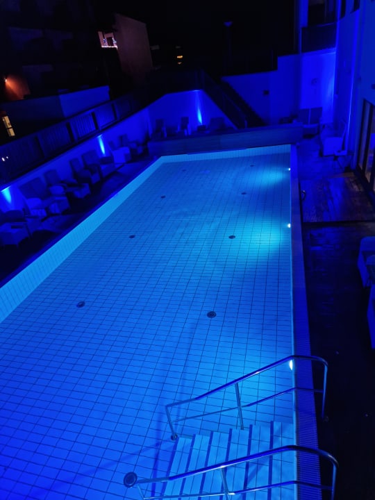 Pool Das Aunhamer Suite & Spa Hotel