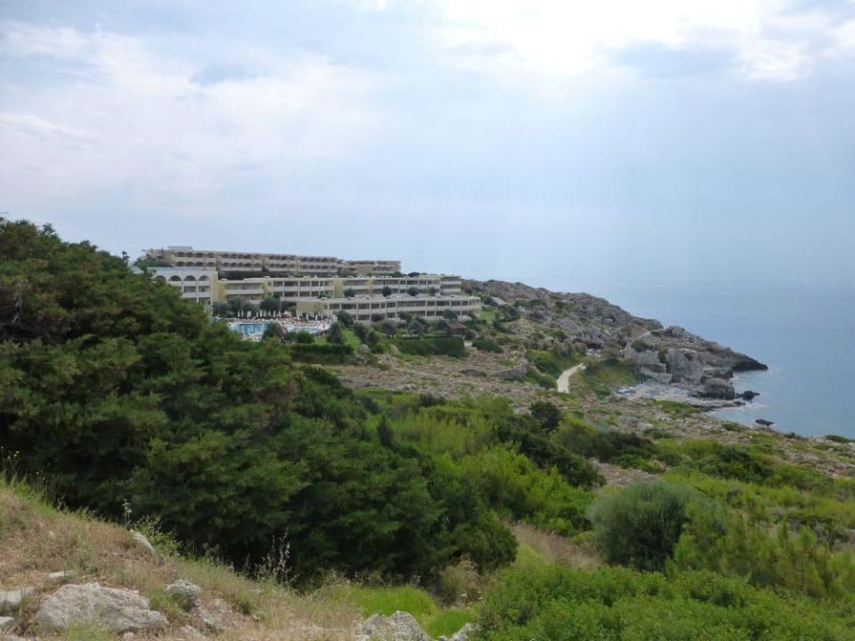 Anlage von der Hauptstrasse Hotel Kalithea Horizon Royal