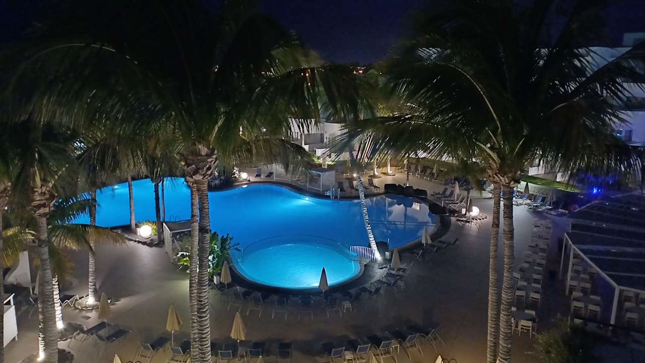 Pool Hipotels La Geria