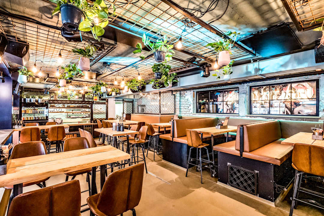 Gastro LÜ - Hotel in der Mitte