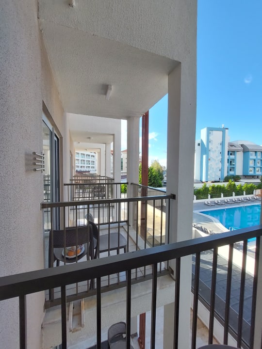 Zimmer Side Story Resort & Spa