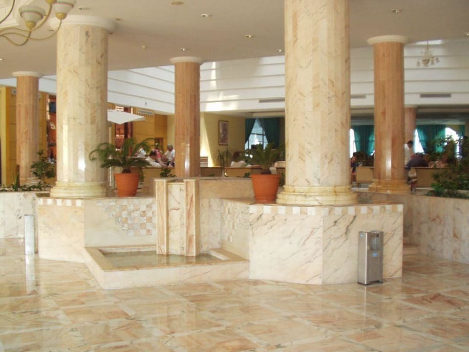 Lobby Marhaba Royal Salem