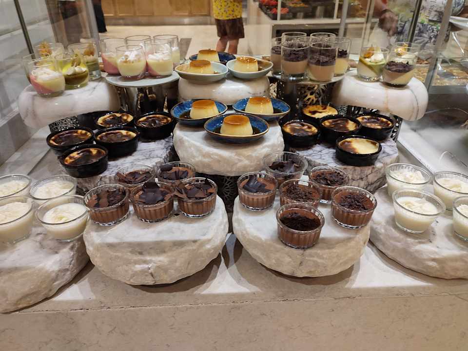 Gastro Acanthus Cennet Barut Collection