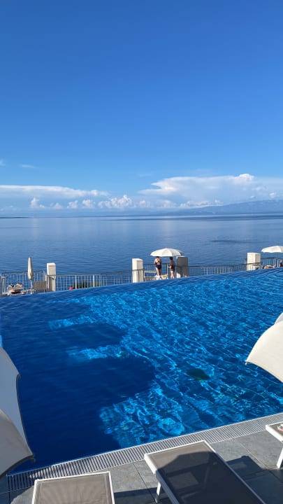 Pool Vitalhotel Punta