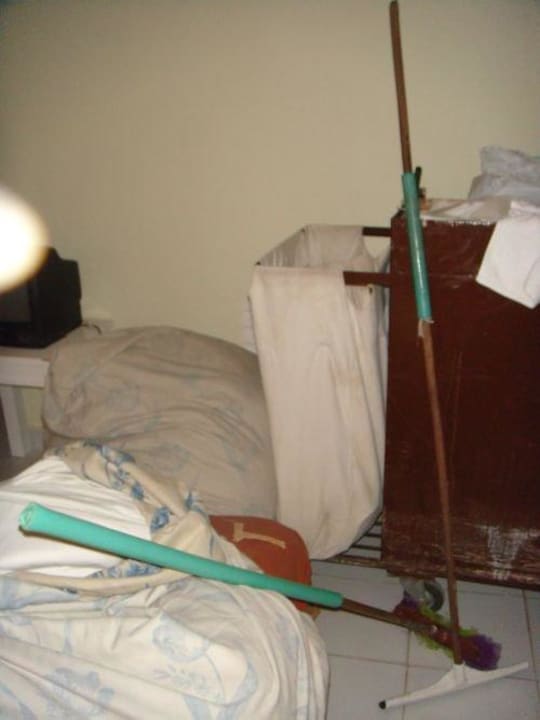 Pokój (room service?) The Grand Hotel Hurghada