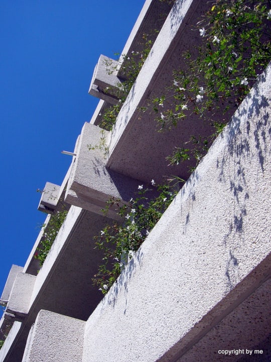 Balkone von unten allsun Hotel Bella Paguera