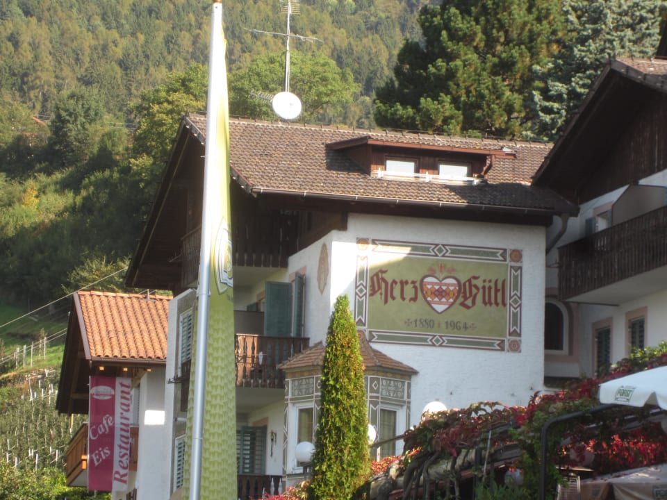 Setiliche Außenansicht Pension Herzgütl