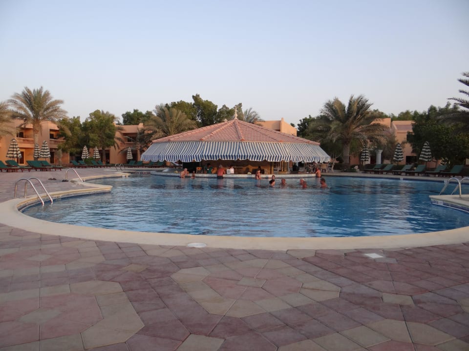Pool  BM Beach Resort