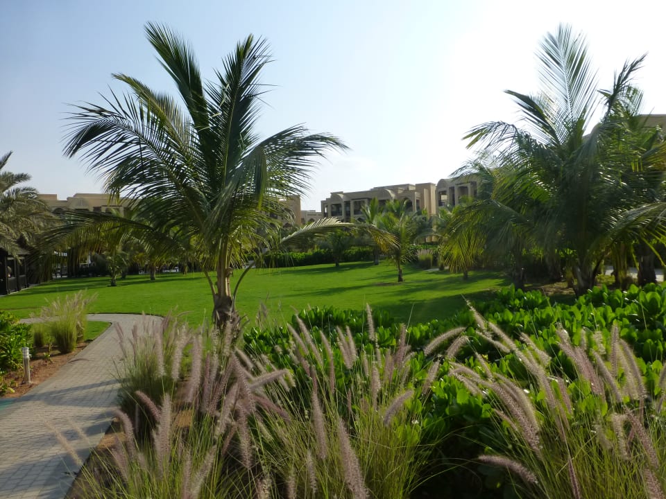 Gartenanlage DoubleTree by Hilton Resort & Spa Marjan Island