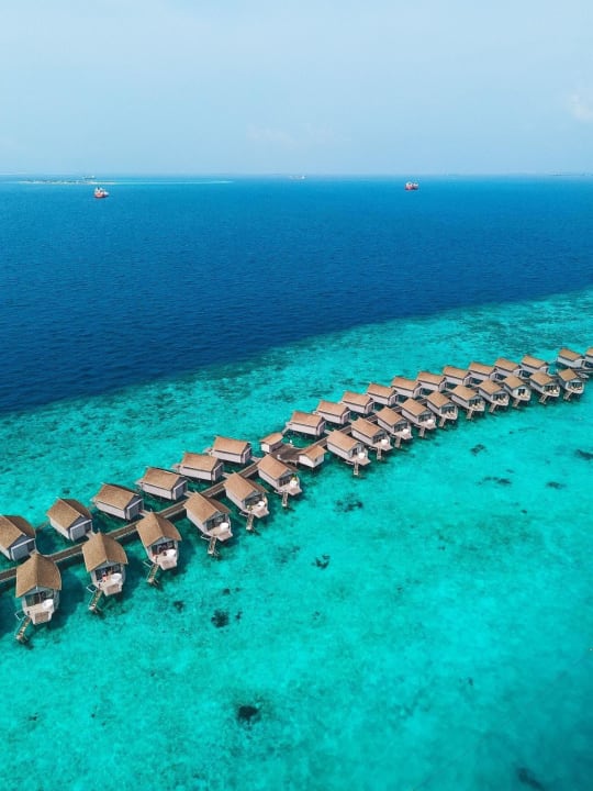 Außenansicht Centara Ras Fushi Resort & Spa Maldives