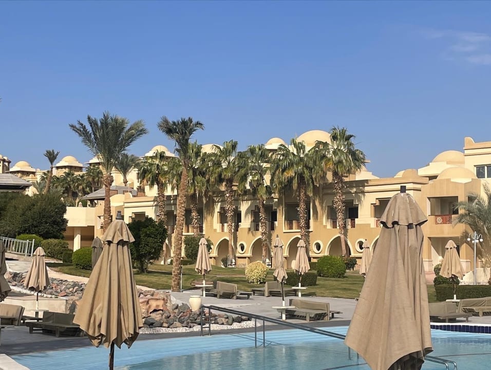 Pool Serenity Alpha Beach