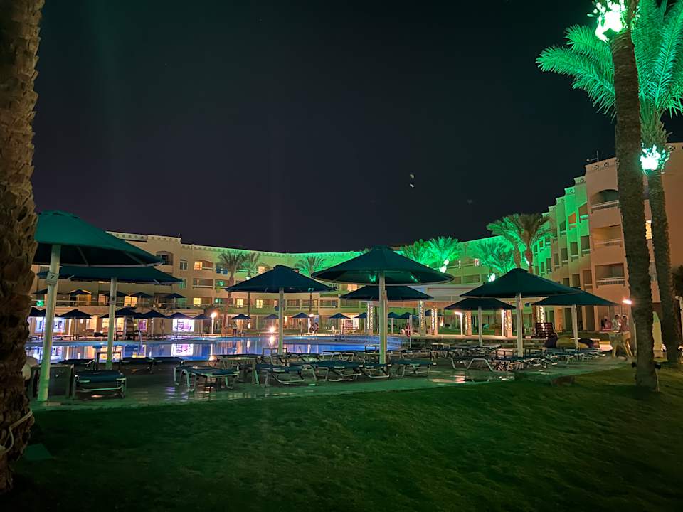 Pool Beach Albatros Resort