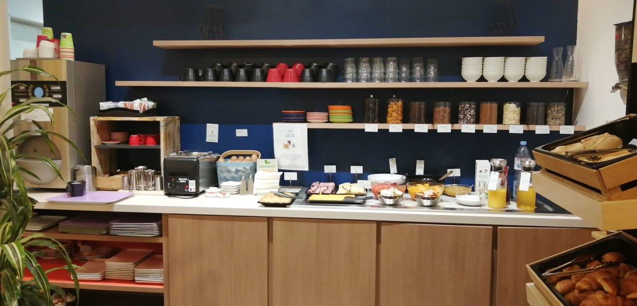 Gastro Hotel ibis Styles Paris Cadet Lafayette