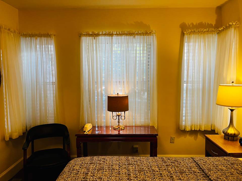 Zimmer Oasis Guest House