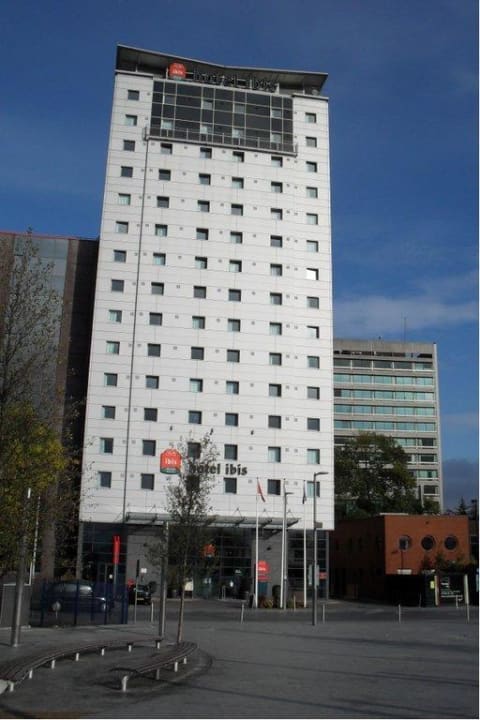 Hotelfront Hotel ibis London Wembley