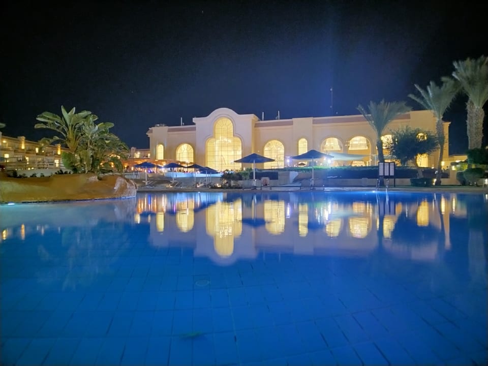 Pool Pyramisa Beach Resort Sahl Hasheesh