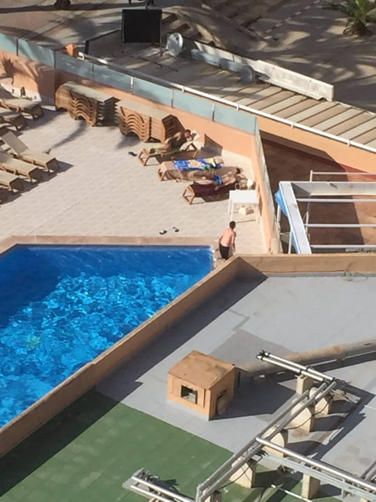 Poolanlage im Januar allsun Hotel Pil-lari Playa